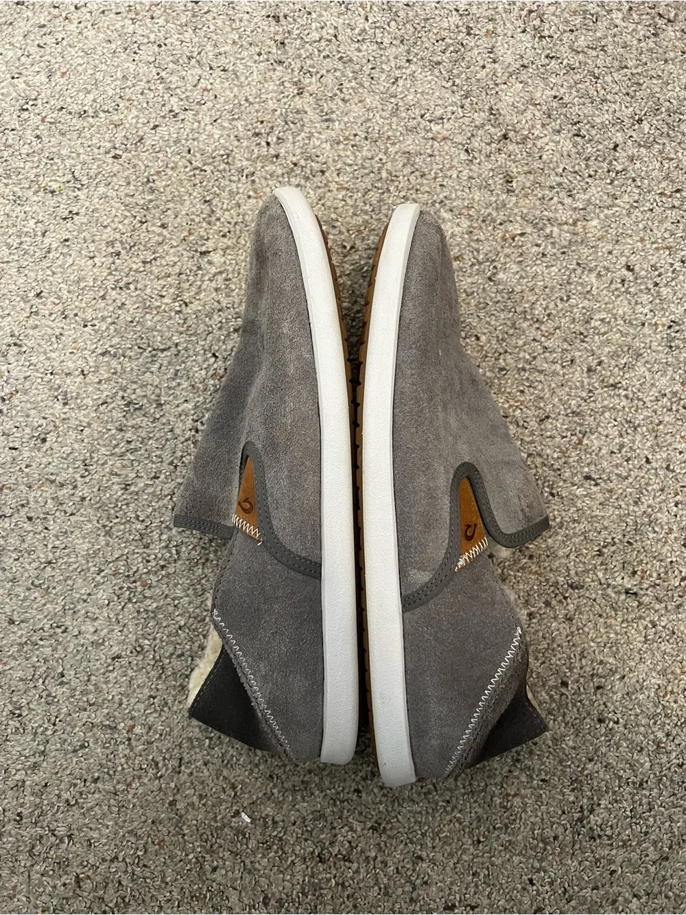 OluKai Men’s Hele Malie slip-on shoes in charcoal/mist grey,8